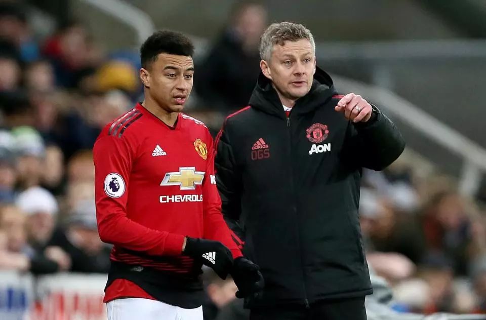 足球比赛的 足球比赛的